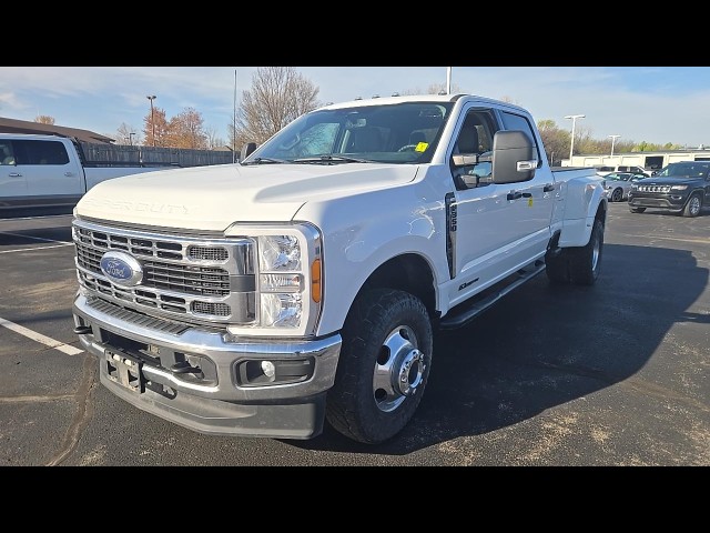 BUY FORD SUPER DUTY F-350 DRW 2023 XLT 4WD CREW CAB 8' BOX, DAX of Wichita Falls Auto Auction