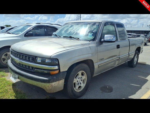 BUY CHEVROLET SILVERADO 1500 2000 3DR EXT CAB 143.5